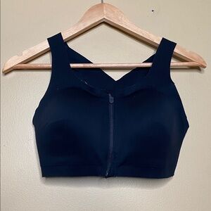 Lululemon Enlite Front Zip Bra